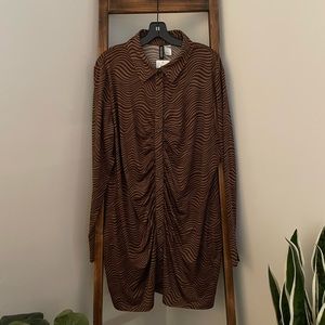 H&M Long Sleeve Ruched Shirt Dress